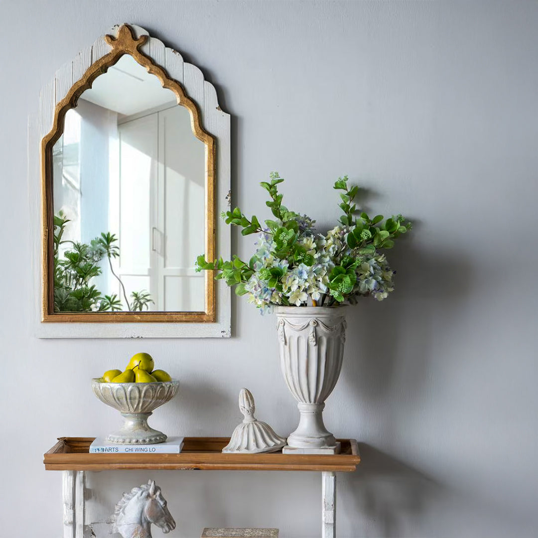 Pedestal Vase with Lid