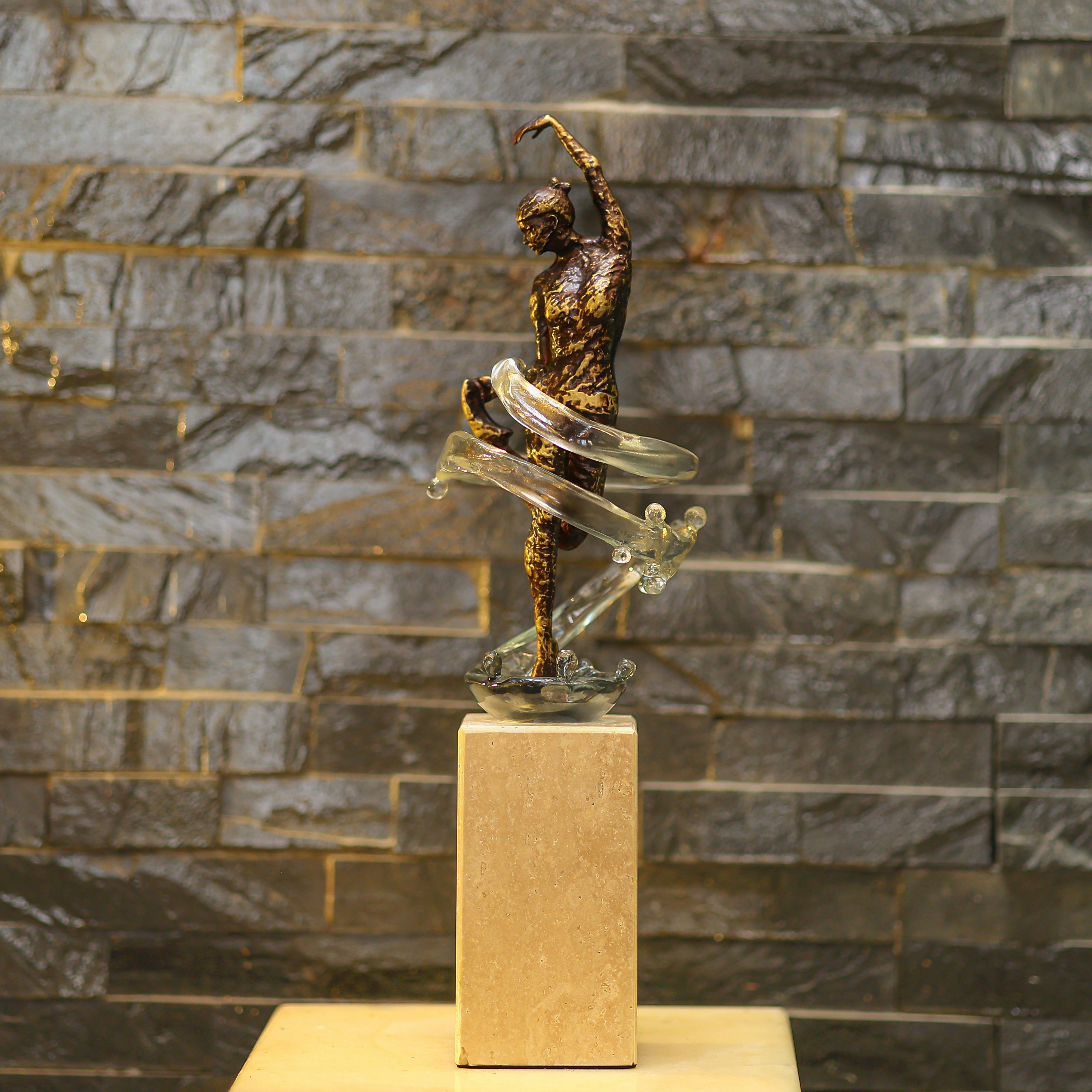 The Dancing Waves Statue