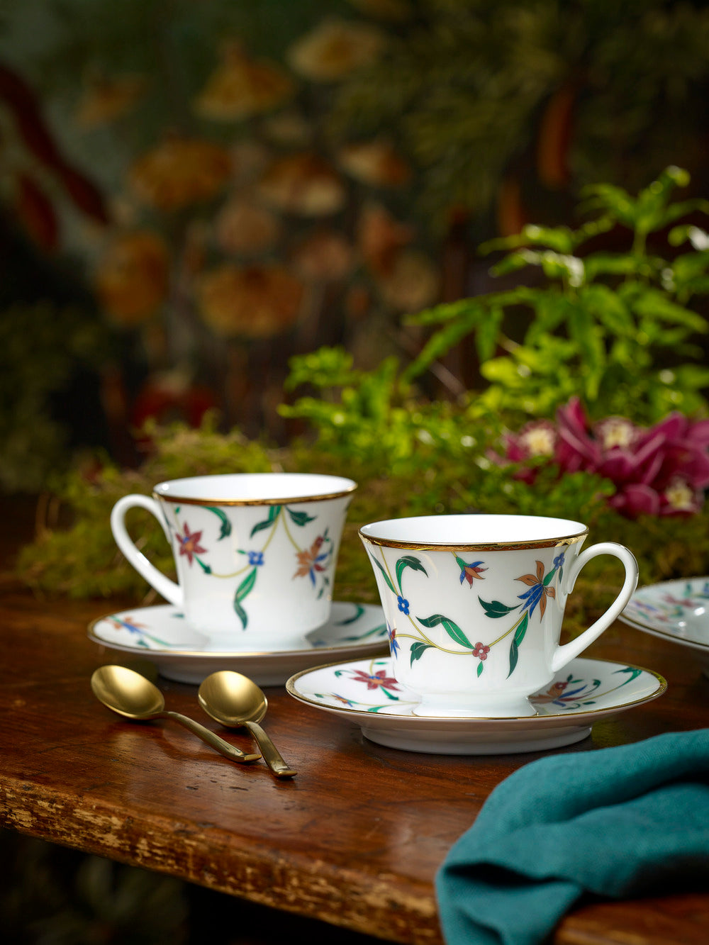 Noritake BOUNTIFUL GARDEN  12PC TEA SET W/GIFT BOX