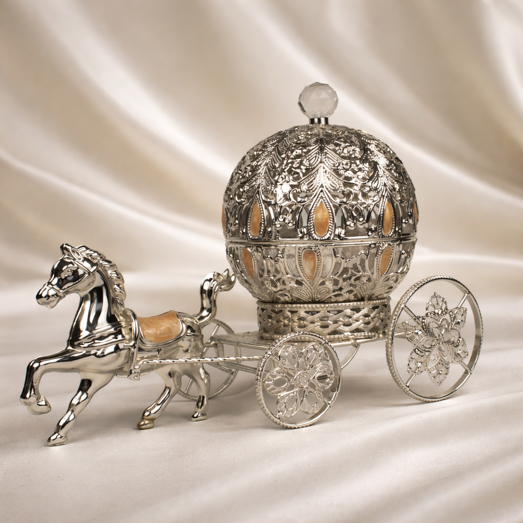 Royal Dome Horse Cart