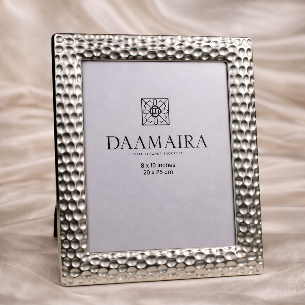Silver dimple photo frame (20 x 25 cm)