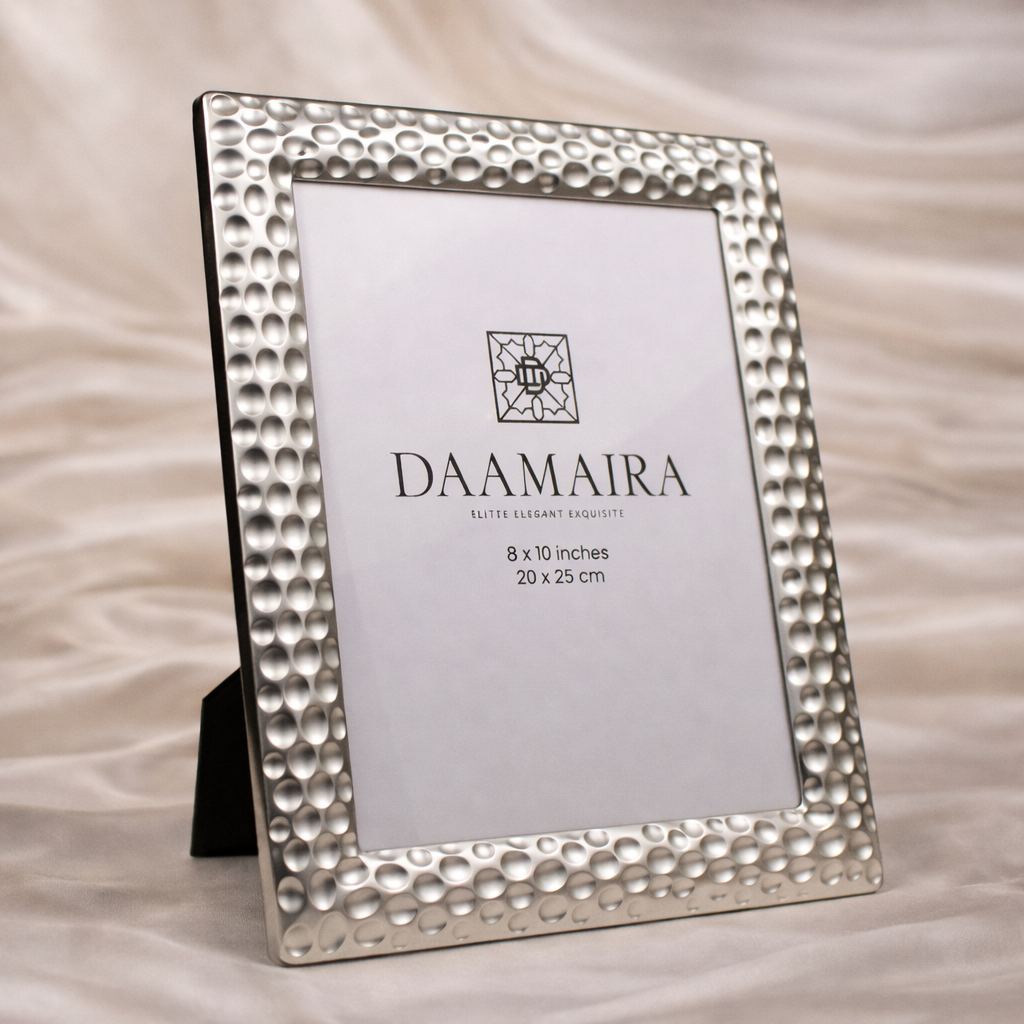 Silver dimple photo frame (20 x 25 cm)