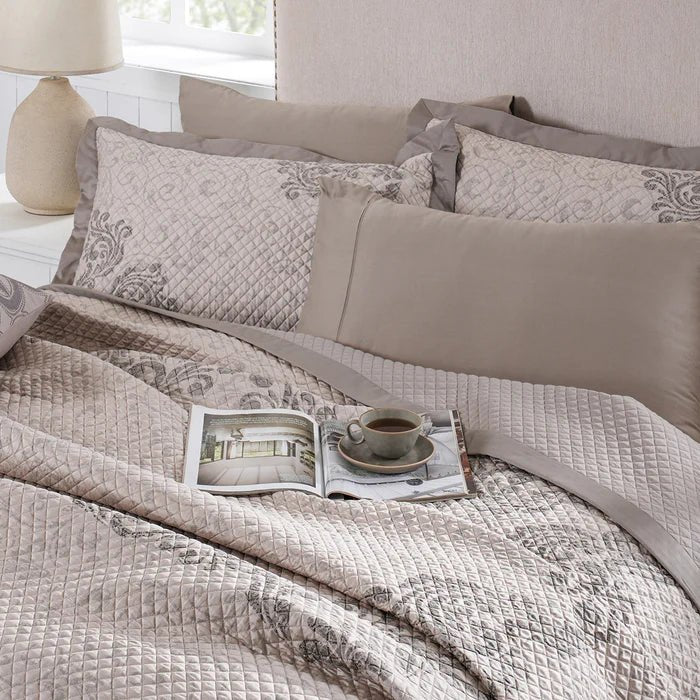 Classical Ornate Seamless Scroll || 8 - Pcs Quilt/Qulited Bed Cover Set - Neutral - Daamaira Home and Living Ltd