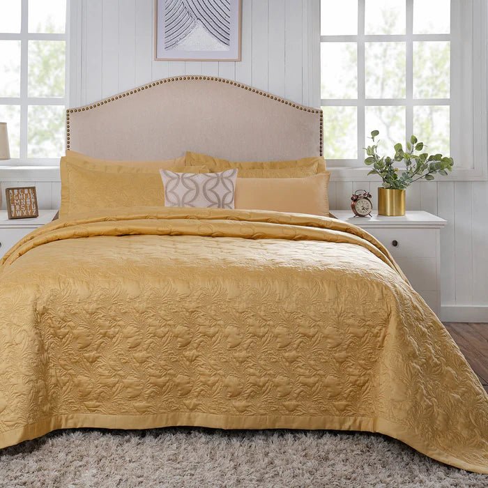 Classical Ornate Twirls & Swirls || 8 - Pcs Quilt/Qulited Bed Cover Set - Gold - Daamaira Home and Living Ltd