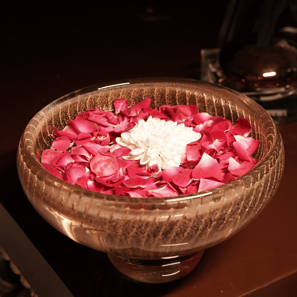 Decorative Bowls Golden Line Bowl - Daamaira Home and Living Ltd