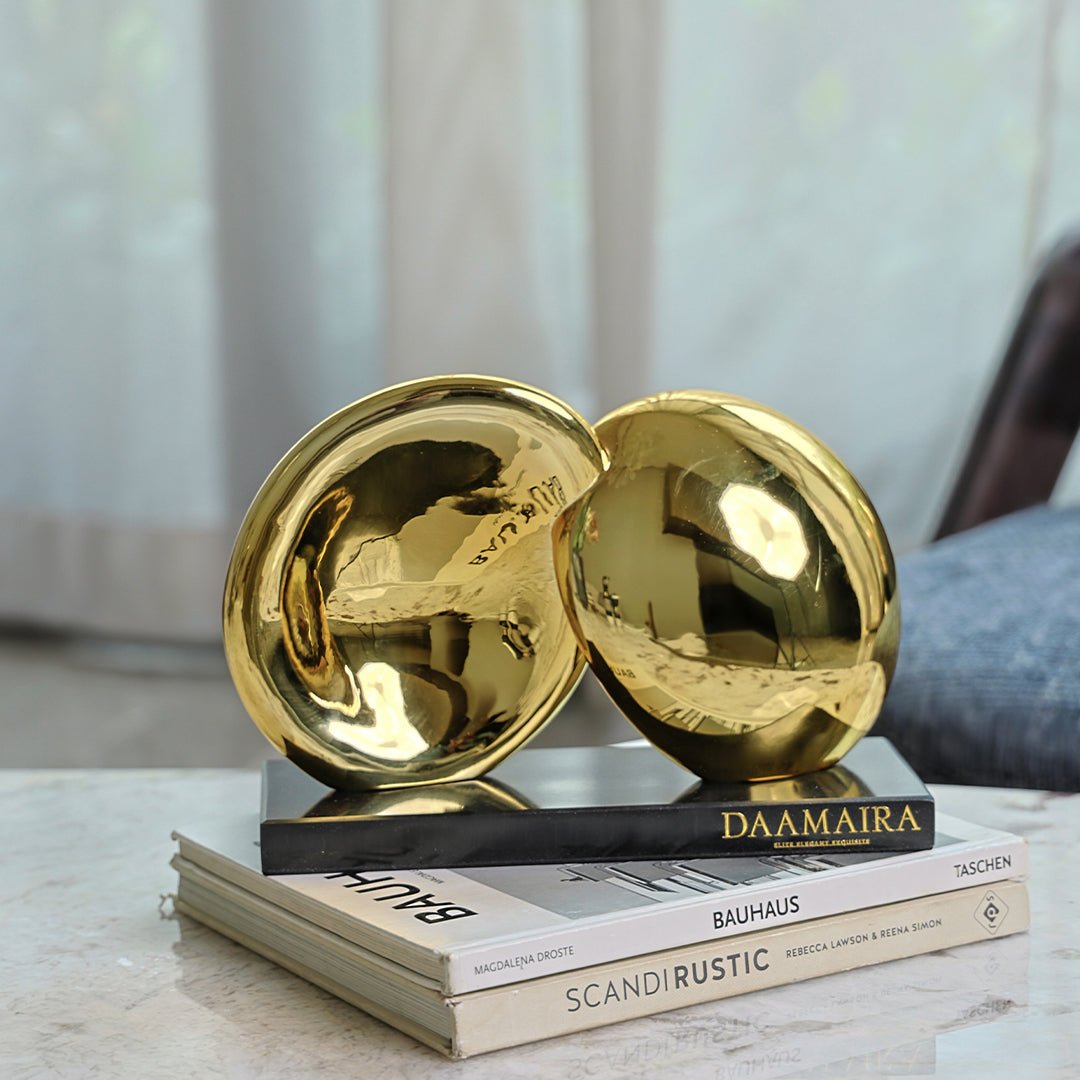 Sculptures & Figurines Intersecting Gold Decor Object - Daamaira Home and Living Ltd