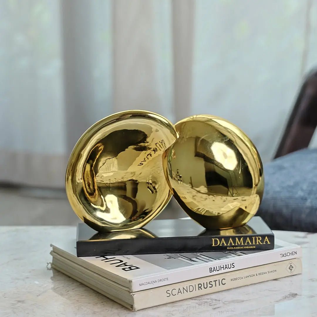 Sculptures & Figurines Intersecting Gold Decor Object - Daamaira Home and Living Ltd