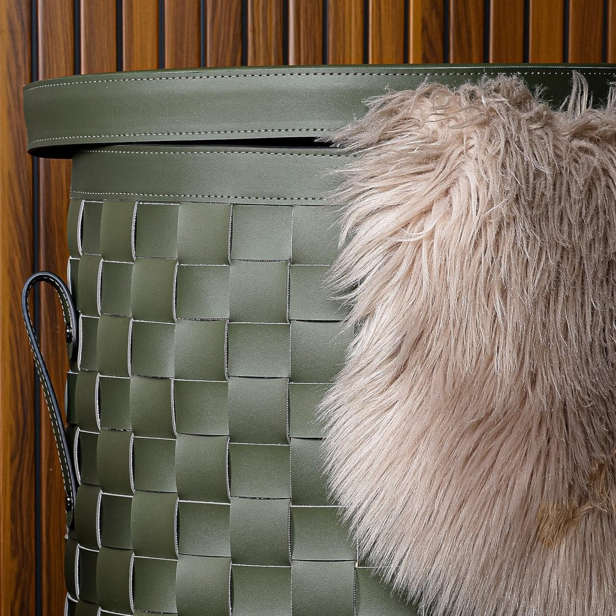 Wicker Storage Box Leather Laundary Basket With Lid - Large - Daamaira Home and Living Ltd