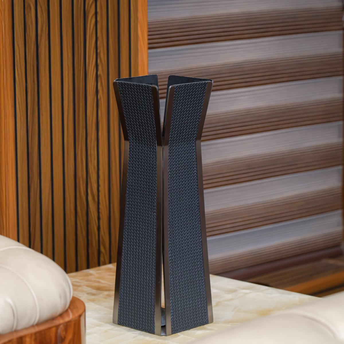 Vases Nordic Elegance Large Glass Vase - Daamaira Home and Living Ltd