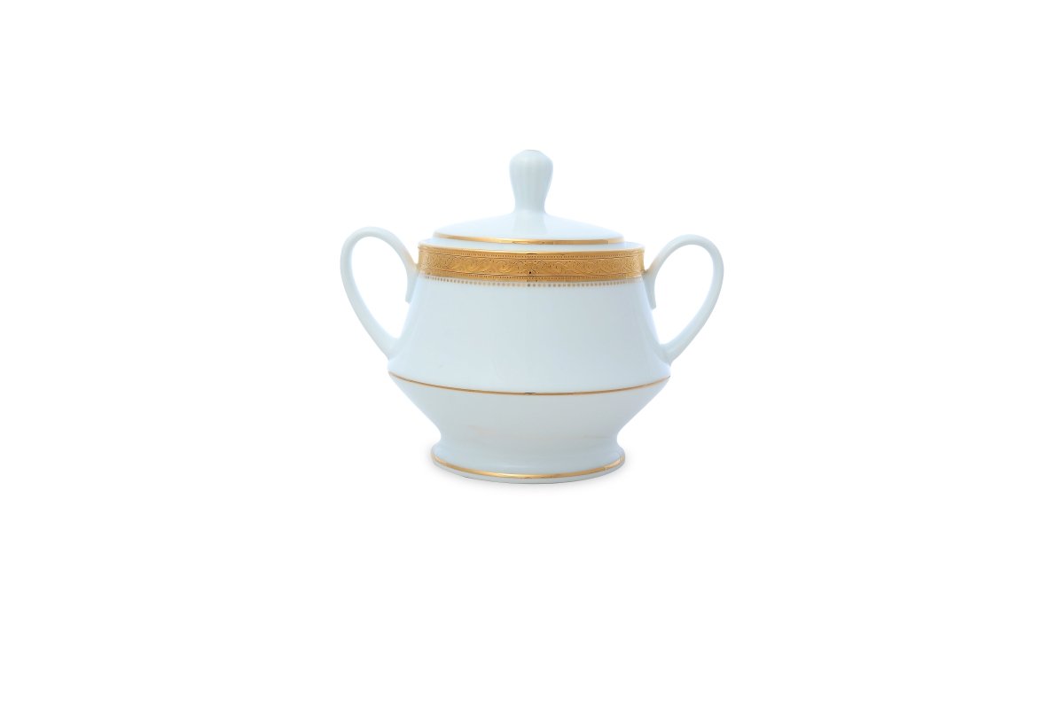 TEA SET Noritake SIGNATURE GOLD 17PC TEA SET - Daamaira Home and Living Ltd