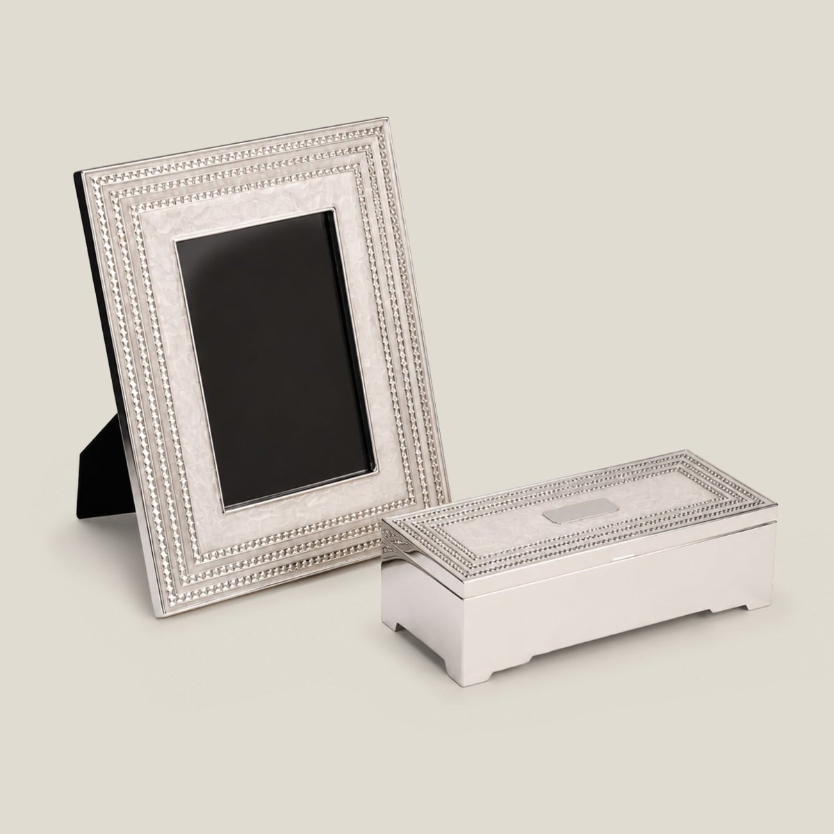 Photo Frame & Keepsake Box Gift Set - Daamaira Home and Living Ltd