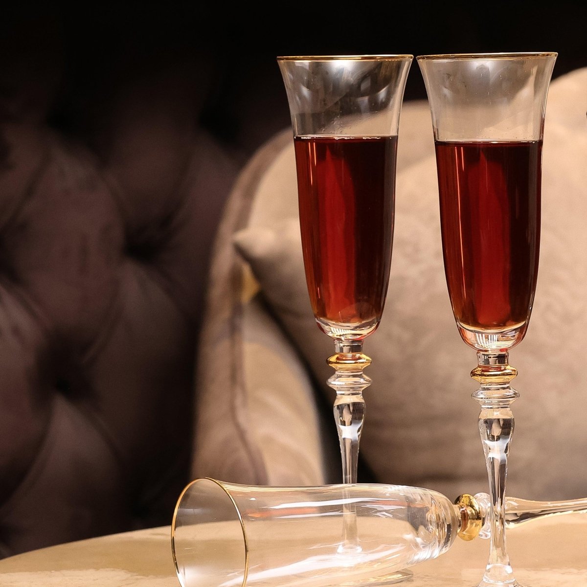 Drinking Glasses Royale Set Of 4 Champagne Flutes - Daamaira Home and Living Ltd