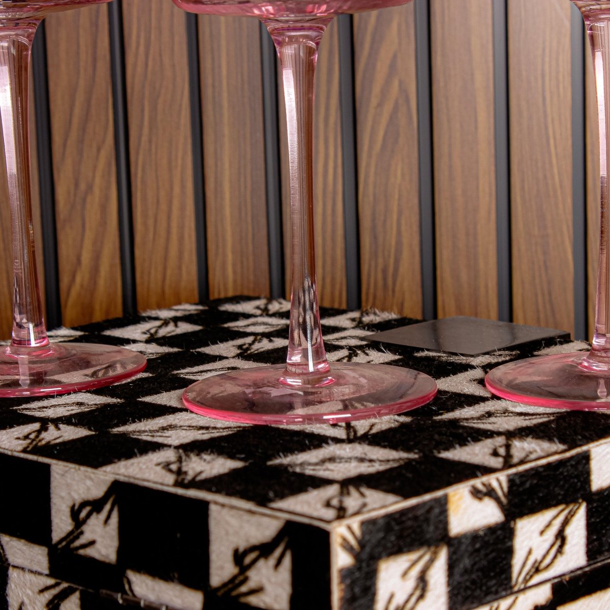 Drinking Glasses Shade Set Of 4 Wine Glasses - Daamaira Home and Living Ltd