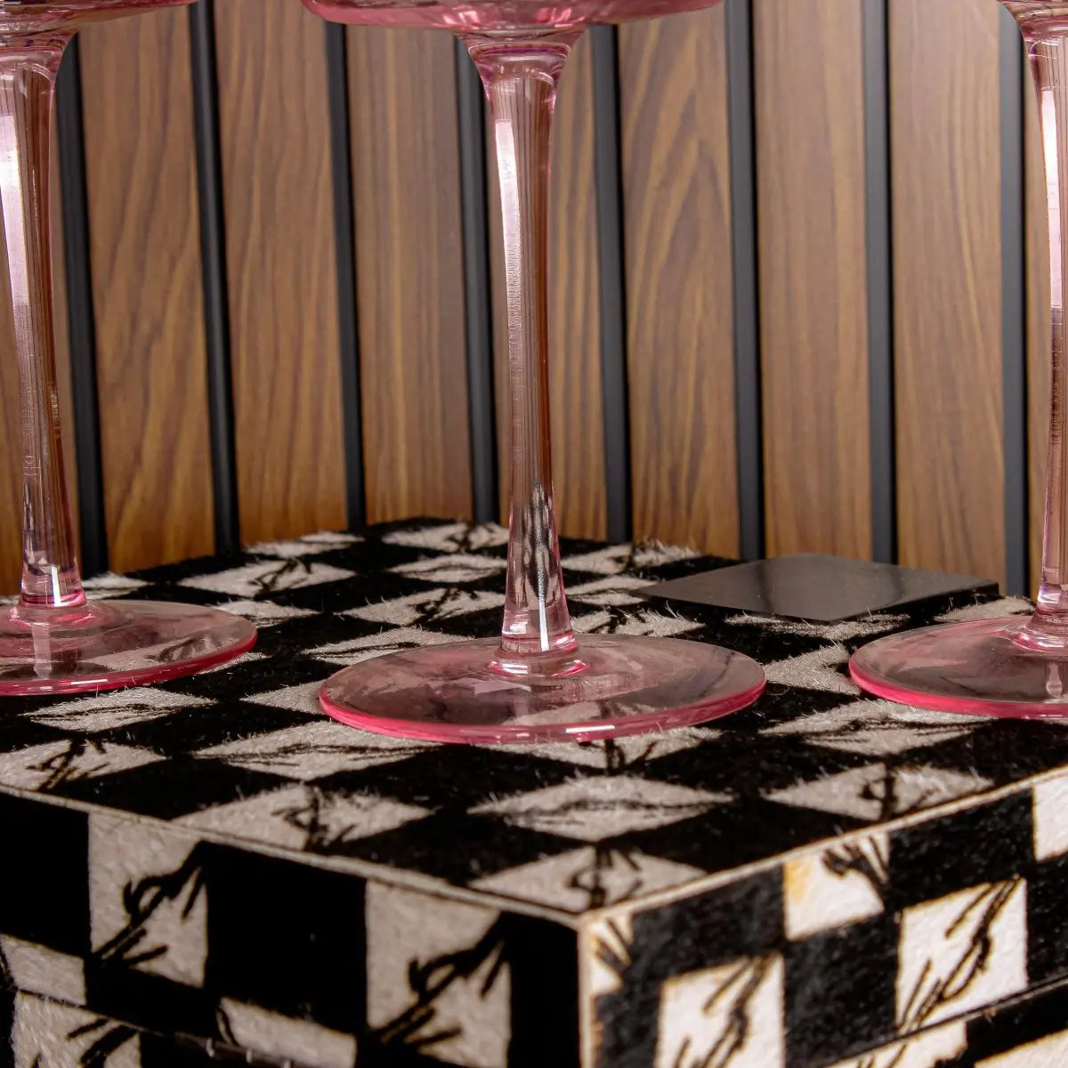 Drinking Glasses Shade Set Of 4 Wine Glasses - Daamaira Home and Living Ltd