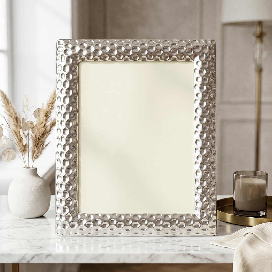 Silver dimple photo frame (20 x 25 cm) - Daamaira Home and Living Ltd