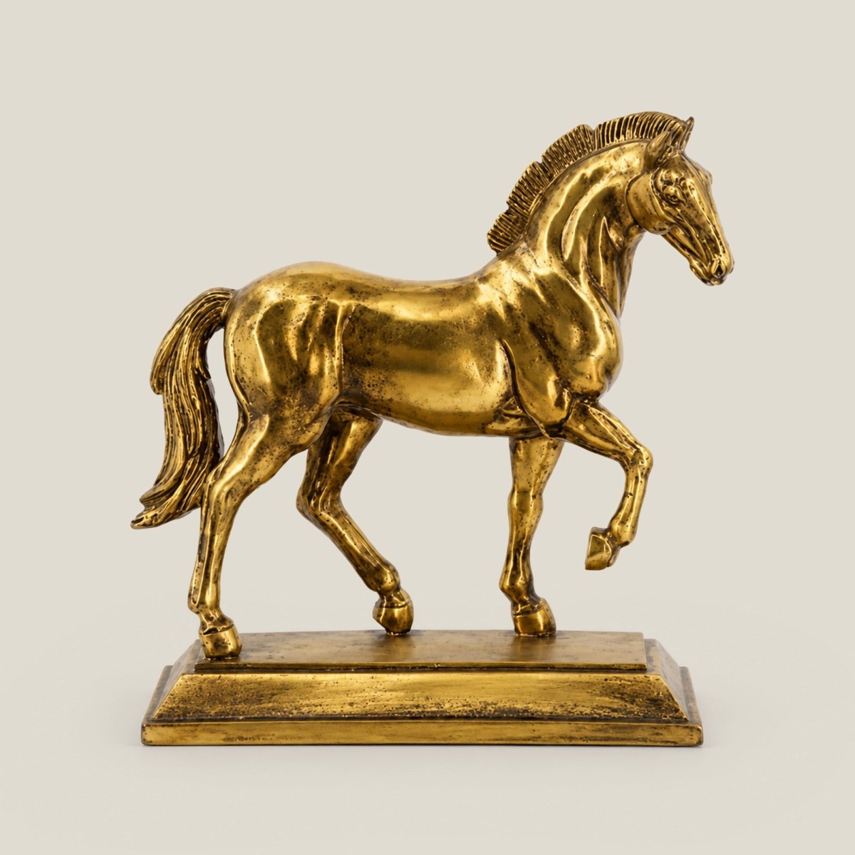 The Golden Horse - Daamaira Home and Living Ltd