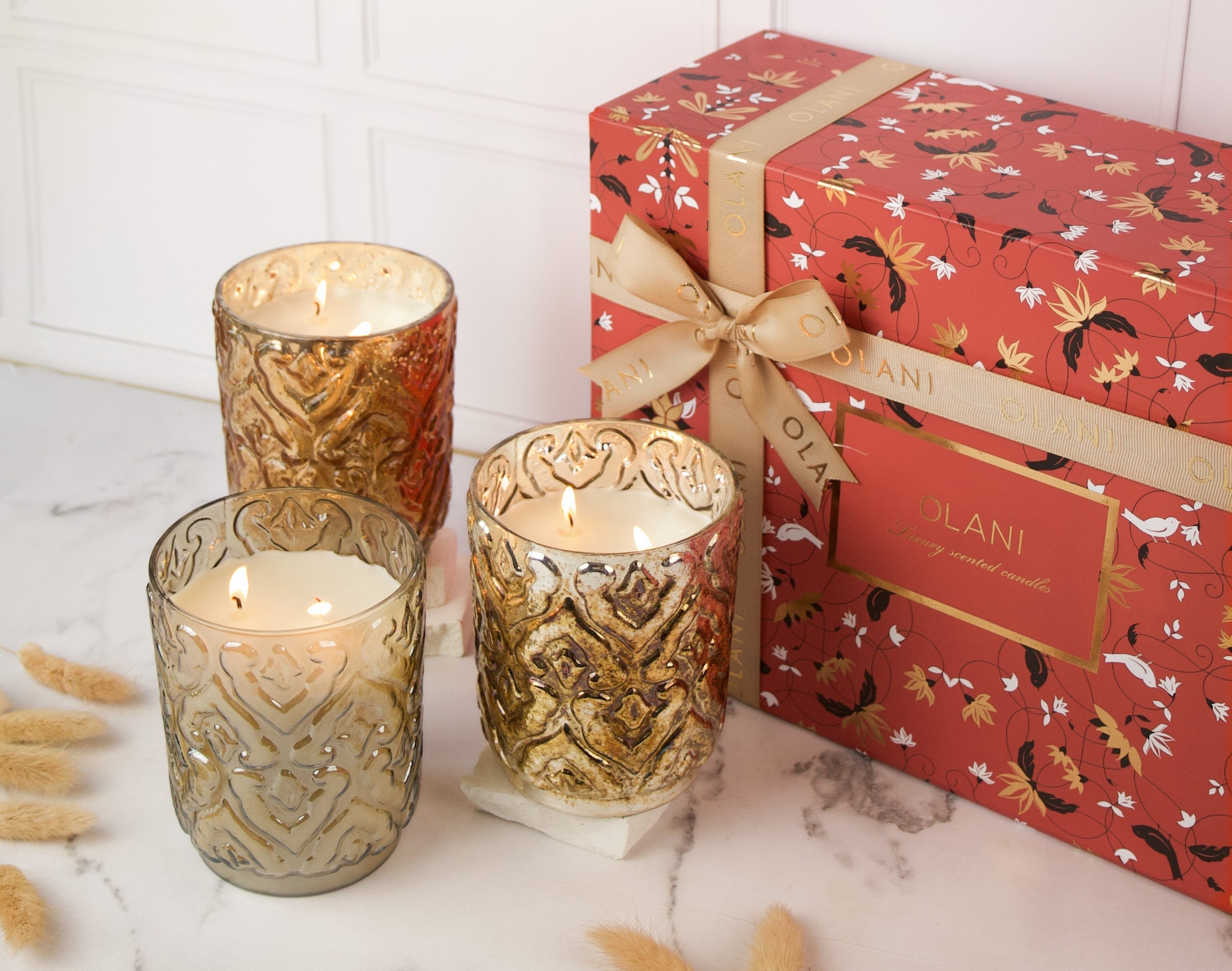 Regal Aura Luxury Candle & Décor Gift Set