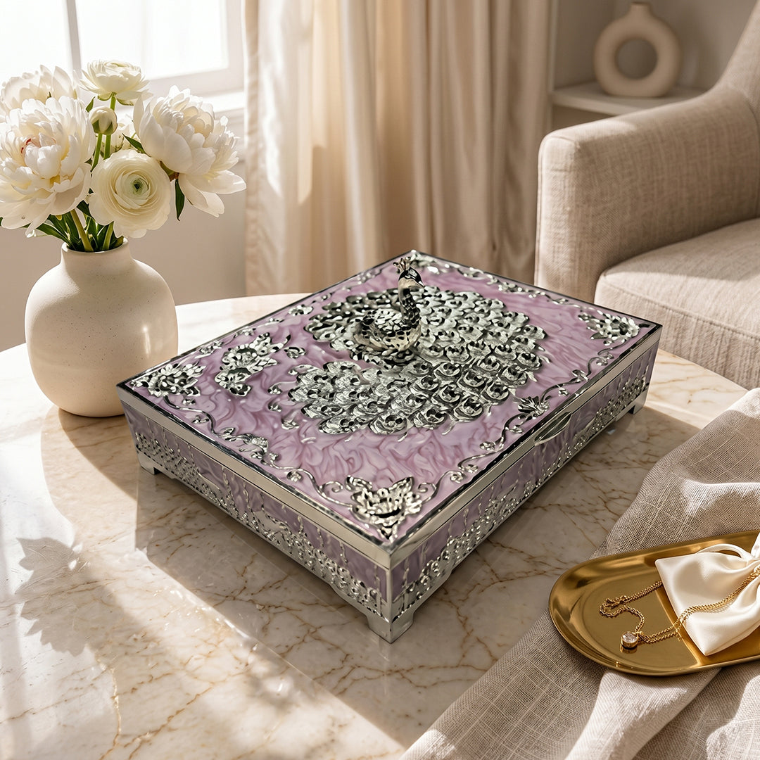 Mint Royale Box