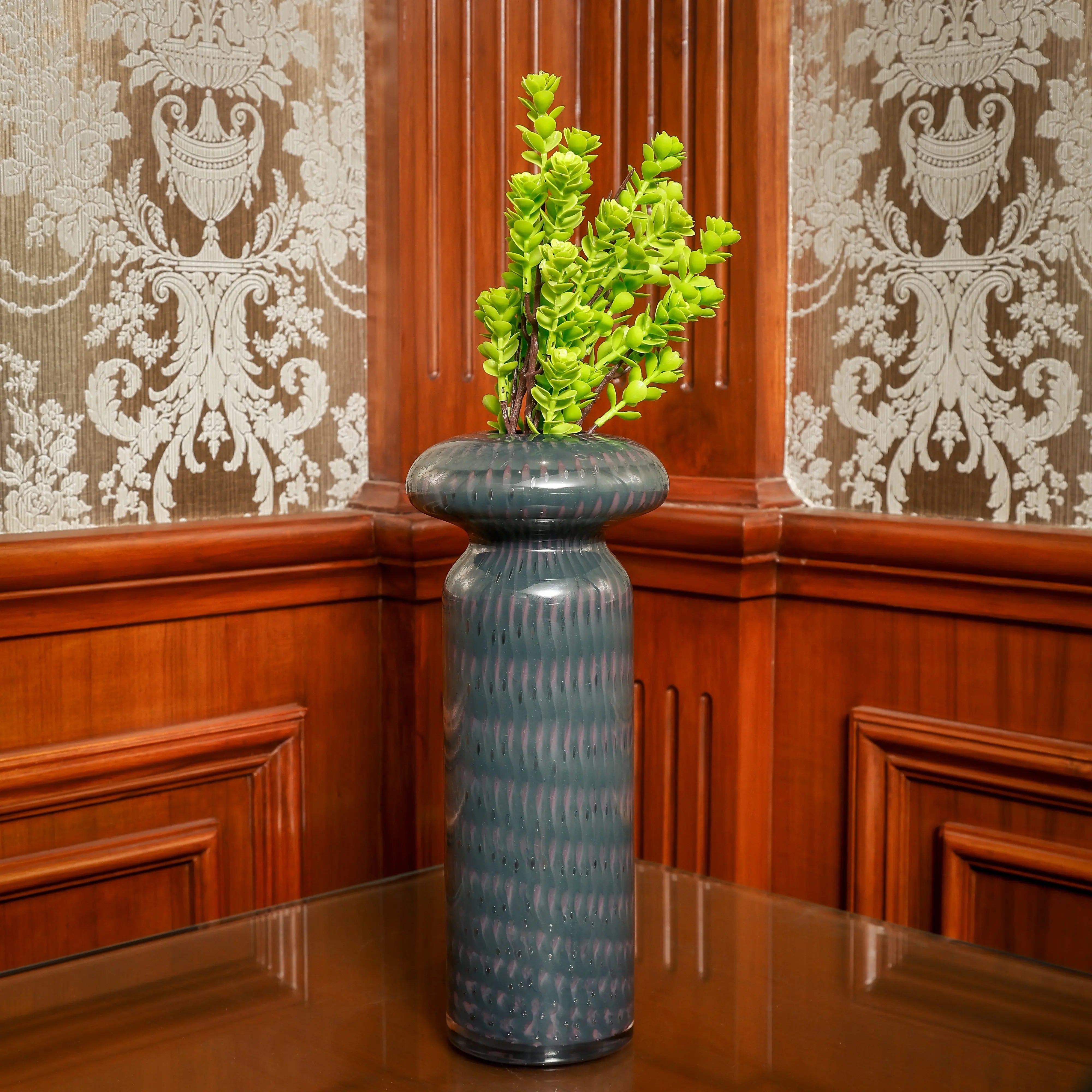 The Aurelia Midnight Vase - Short Daamaira Home and Living Ltd