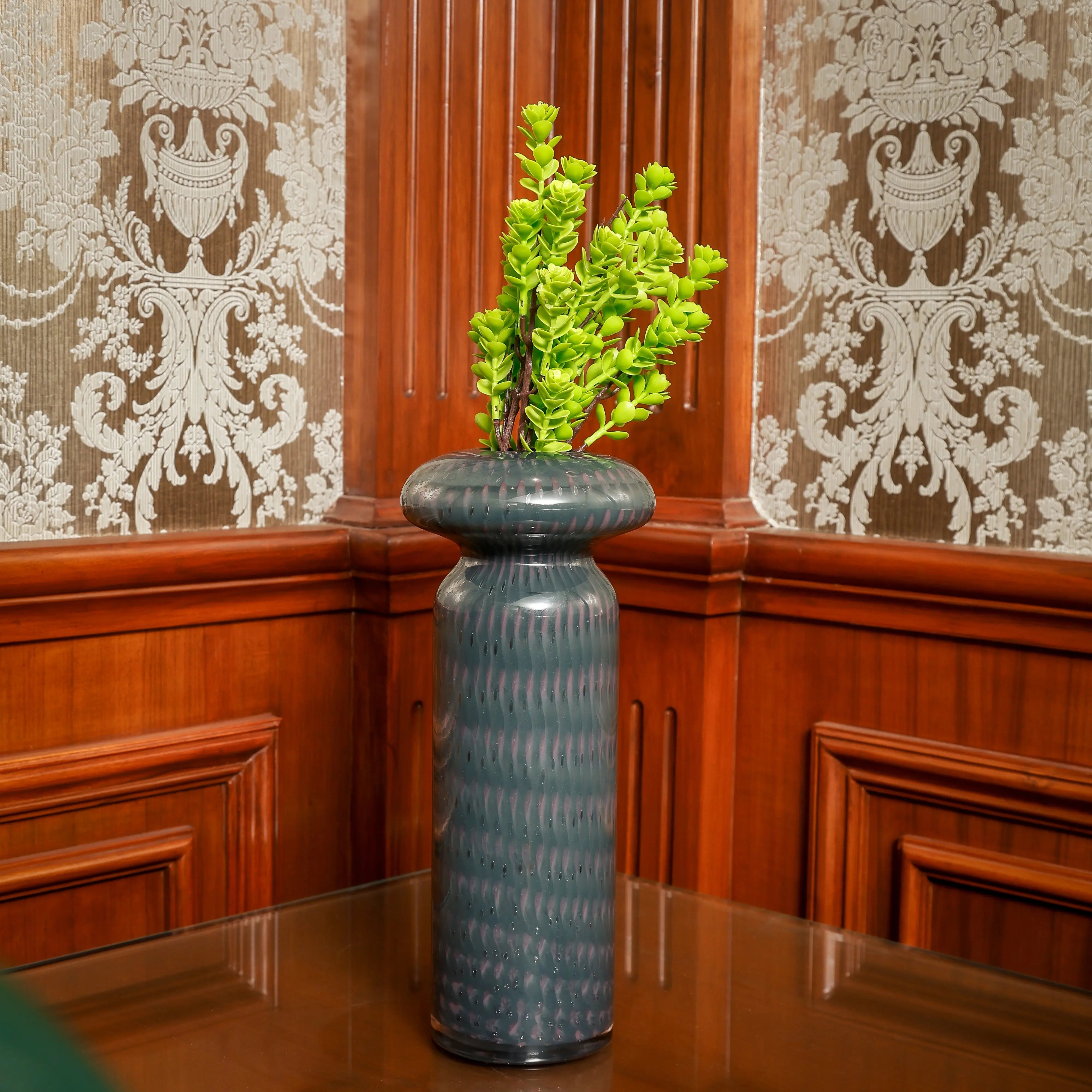 The Aurelia Midnight Vase - Short Daamaira Home and Living Ltd
