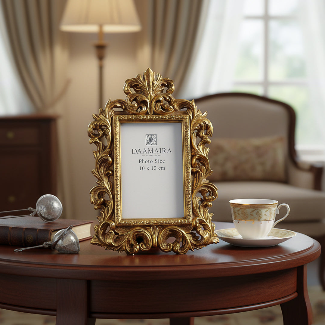 The Classic Photo Frame