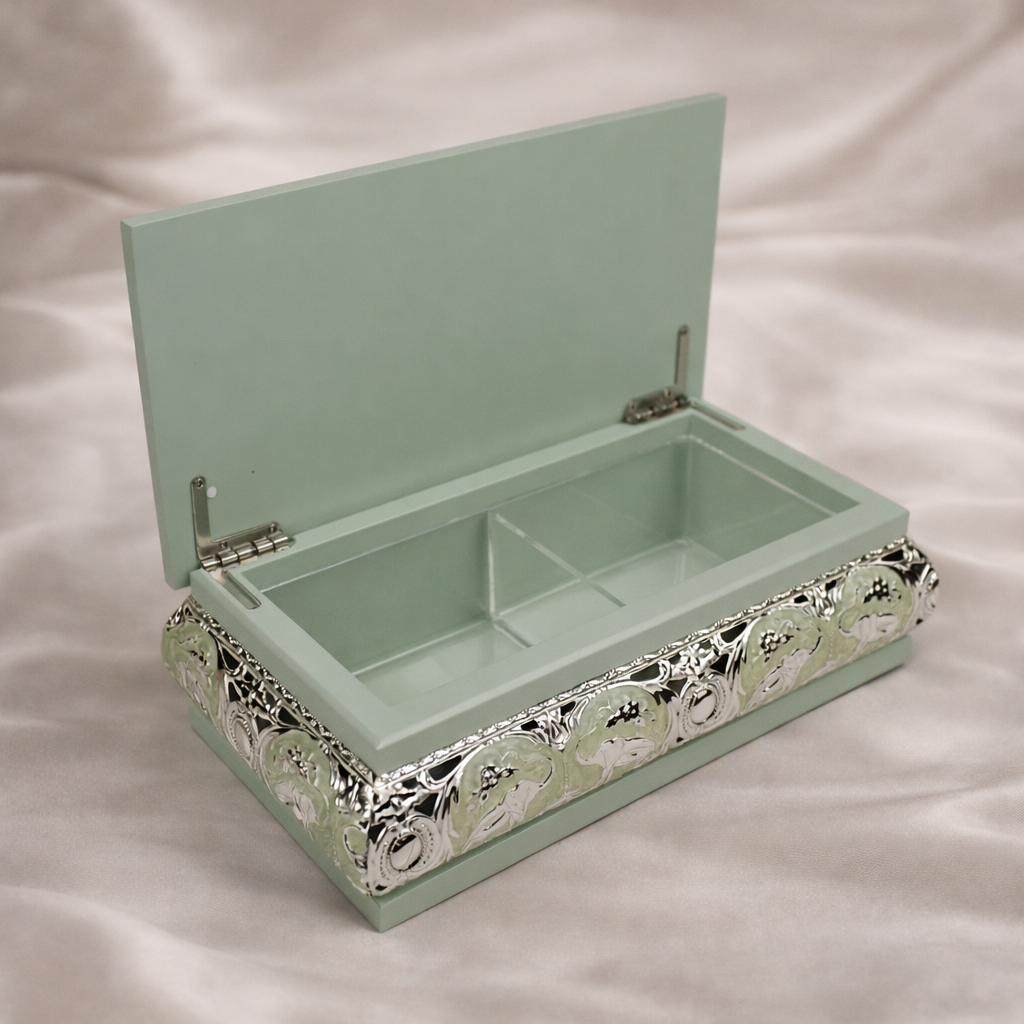 Royal Elephant Lid Dry Fruit Box