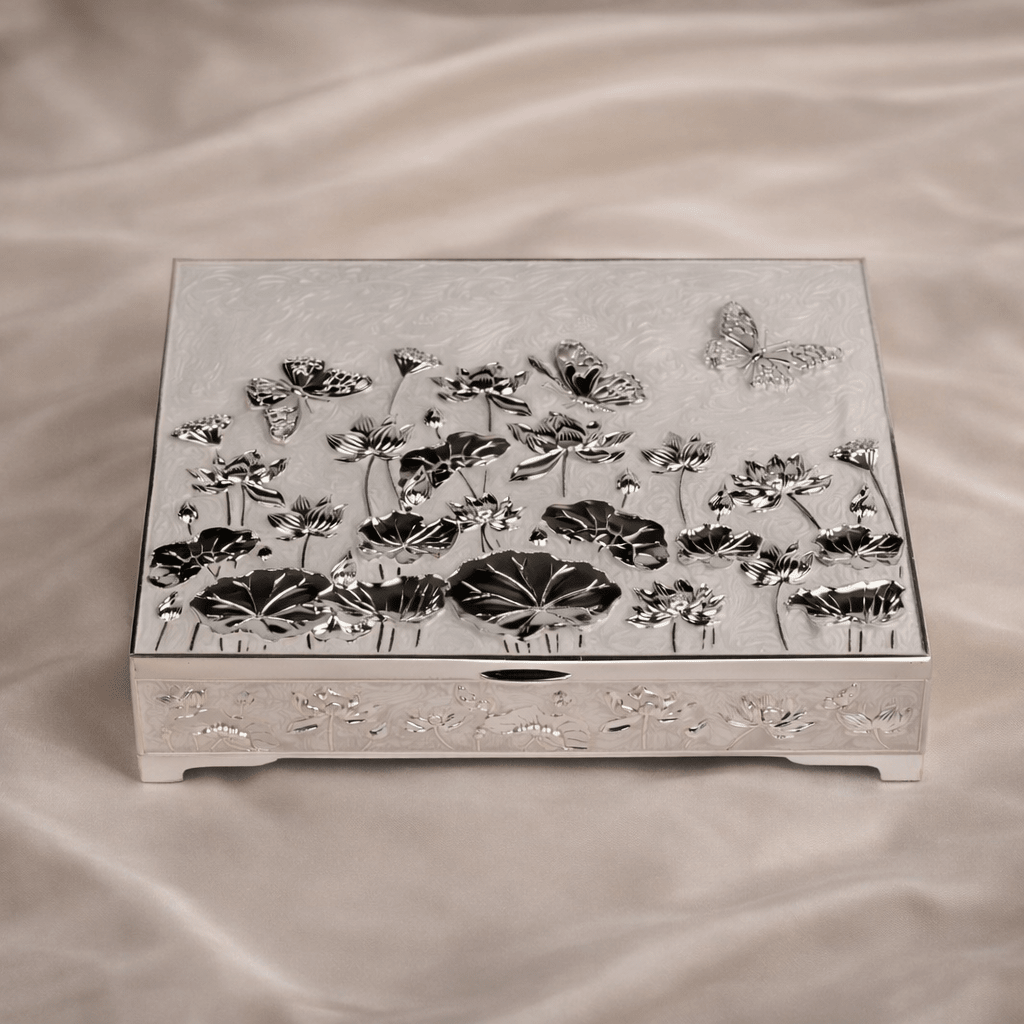 Butterfly Lotus Dry Fruit Box - Daamaira Home and Living Ltd