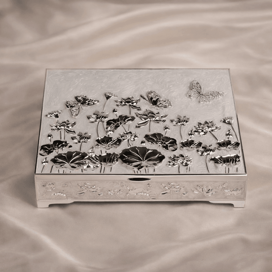 Butterfly Lotus Dry Fruit Box