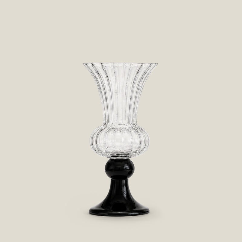 Caara Clear Vase With Black Base — image 6