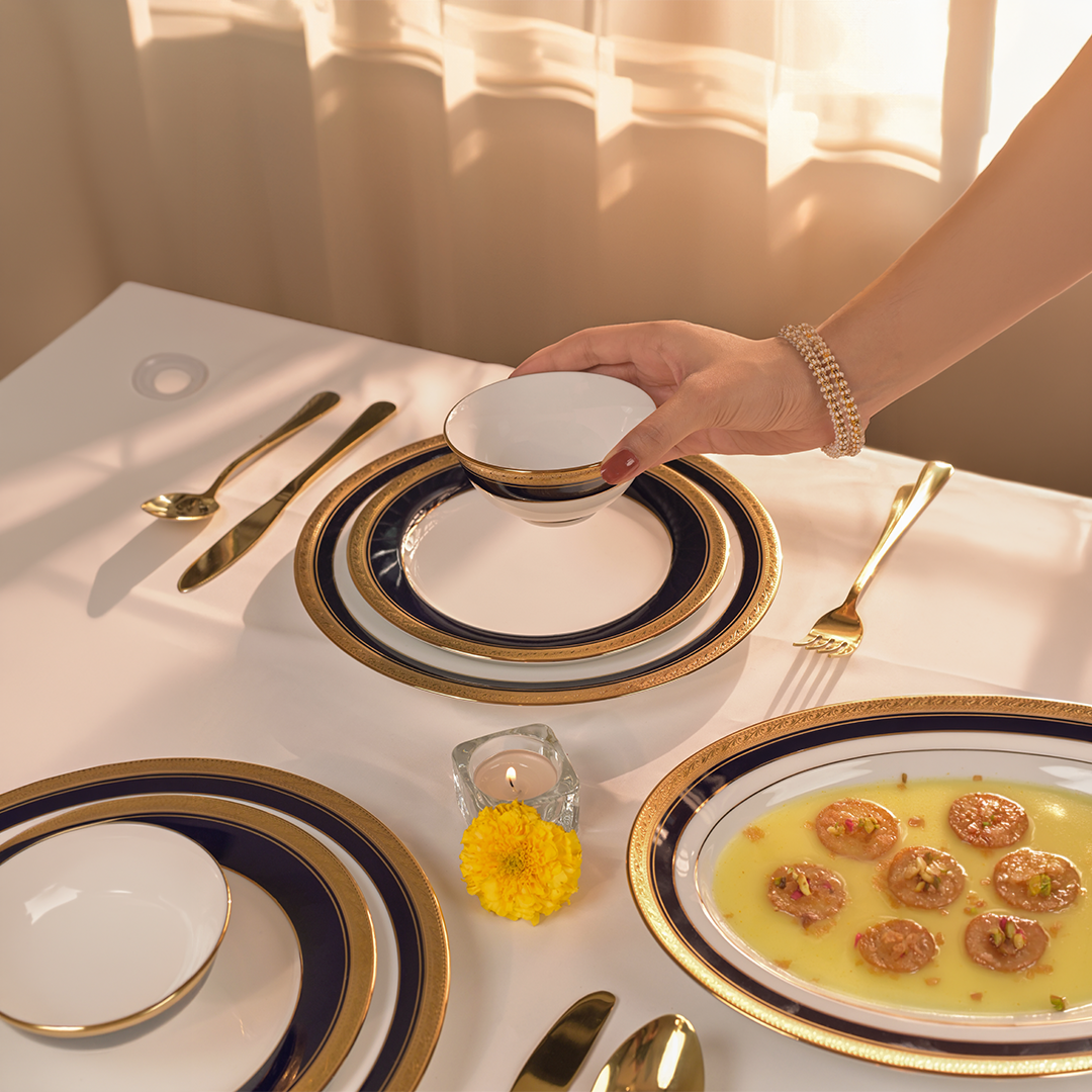 Noritake CRESTWOOD COBALT GOLD 21PC DINNER SET W/G