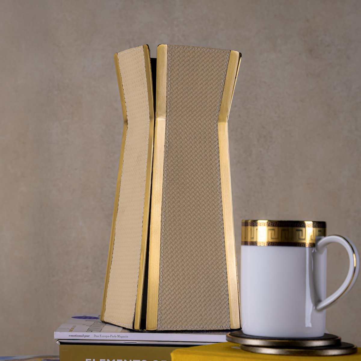 Vases Crema Nordic Vase - Daamaira Home and Living Ltd