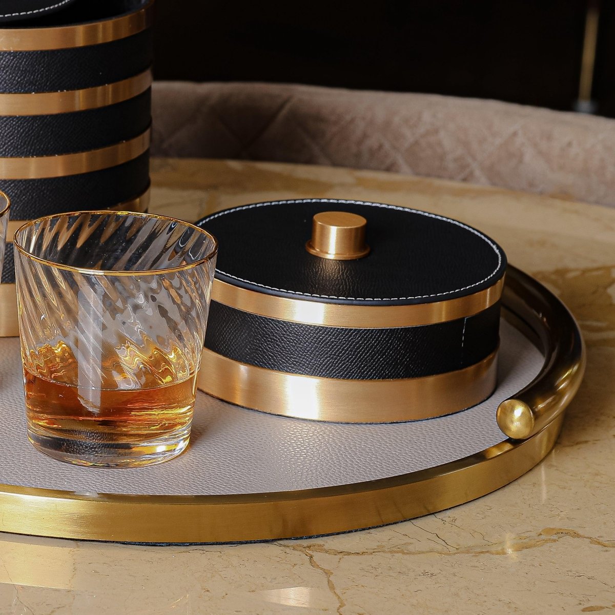 Serving Tray Elegant Round Vanity/Serving Tray - Daamaira Home and Living Ltd