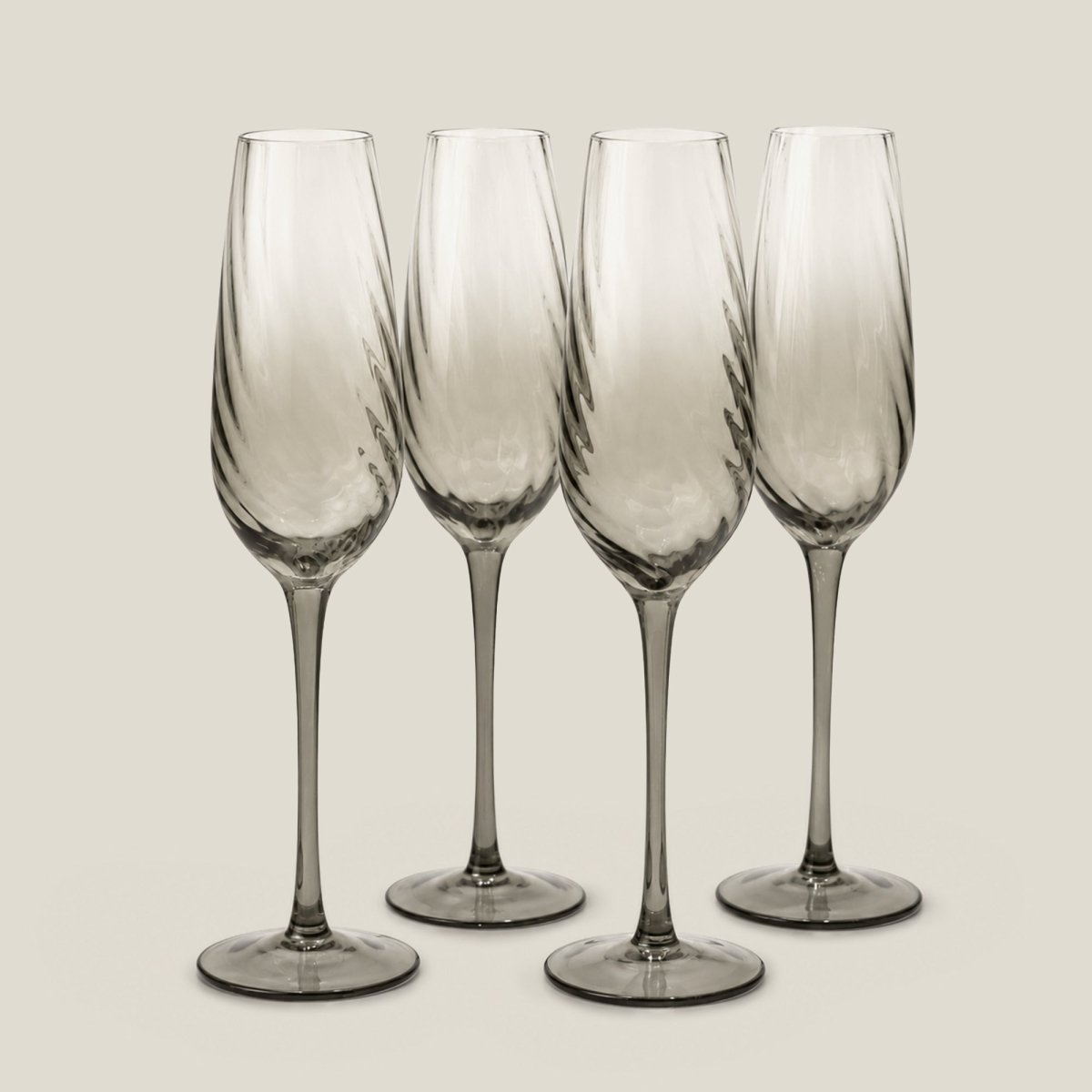 Drinking Glasses Emerald Set Of 4 Champagne Flutes with Gift Box - Daamaira Home and Living Ltd
