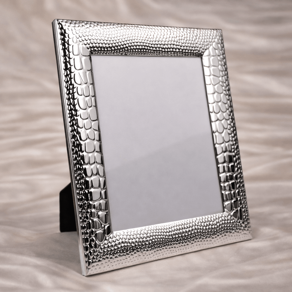 Gloss Silver Photo Frame - Daamaira Home and Living Ltd