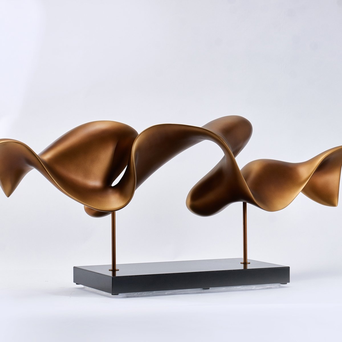 Decor Objects Golden Fluid Abstract Sculpture - Daamaira Home and Living Ltd