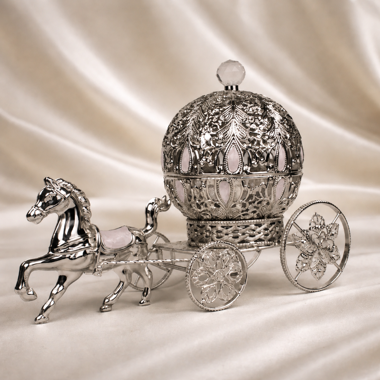 Royal Dome Horse Cart