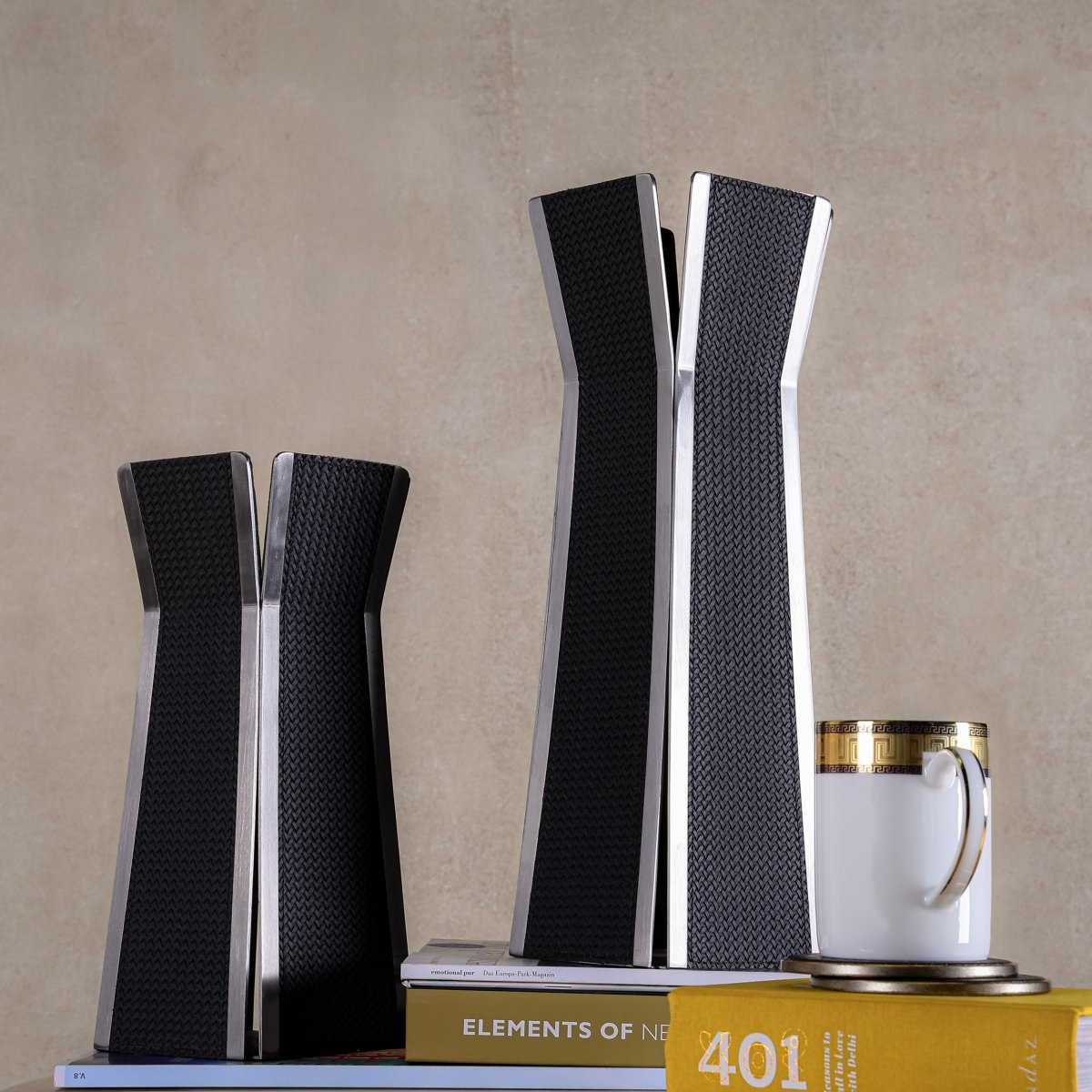 Vases Nordic Elegance Glass Vase - Daamaira Home and Living Ltd