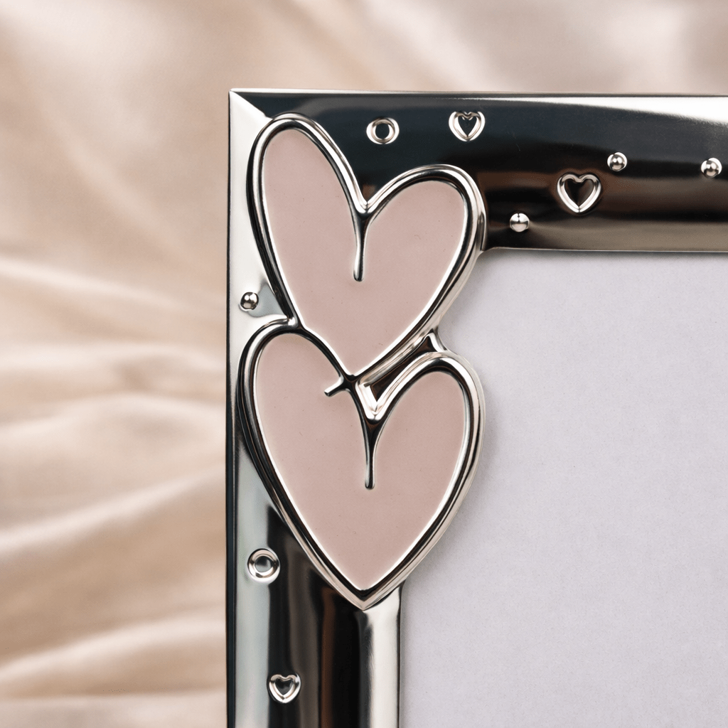 Romantic Hearts Photo Frame (14 x 19 cm) - Daamaira Home and Living Ltd