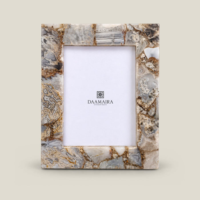 The Mistral Agate Frame